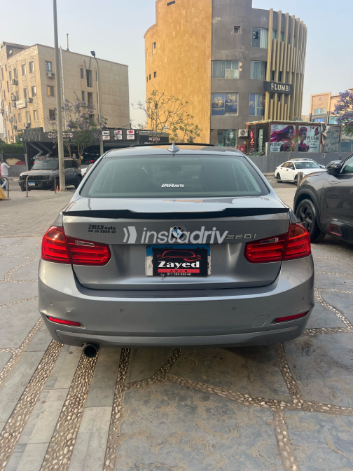 BMW 320 2015 Silver Automatic Used for Sale in Giza - 5