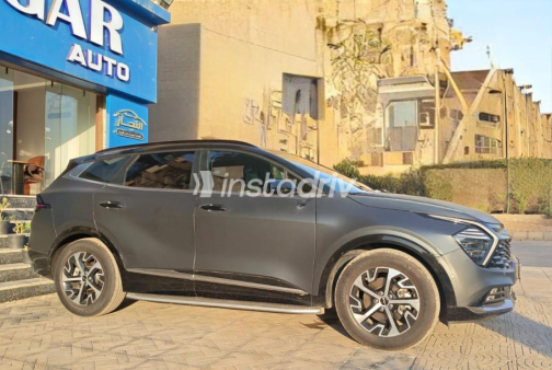 Kia Sportage 2024 Gray Automatic Used for Sale in Cairo - 2