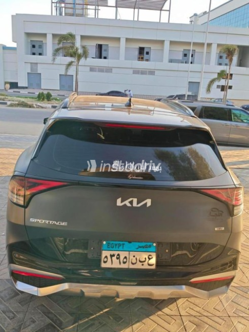 Kia Sportage 2024 Gray Automatic Used for Sale in Cairo - 4