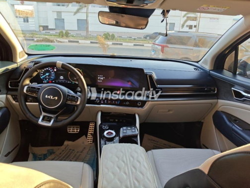 Kia Sportage 2024 Gray Automatic Used for Sale in Cairo - 5