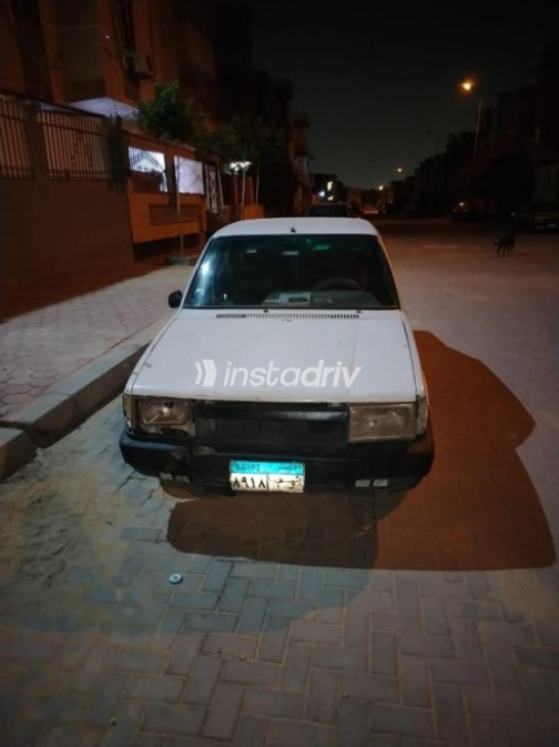 فيات شاهين 2005 أبيض يدوي مستعملة للبيع في 6 أكتوبر - 1