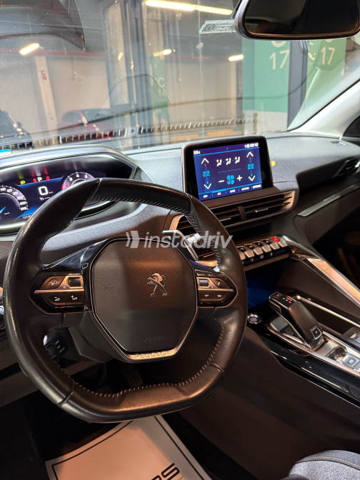 Peugeot 3008 2021 Gray Automatic Used for Sale in Giza - 2