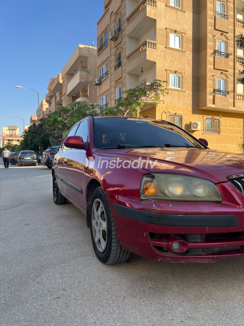 Hyundai Elantra 2006 White Manual Used for Sale in Cairo - 6