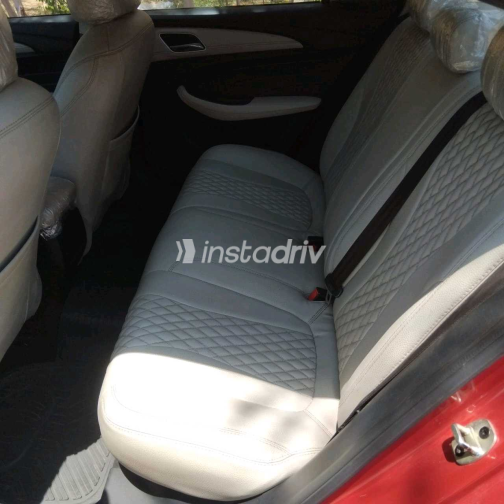 ام جى 5 2021 أحمر CVT مستعملة للبيع في الجيزة - 4