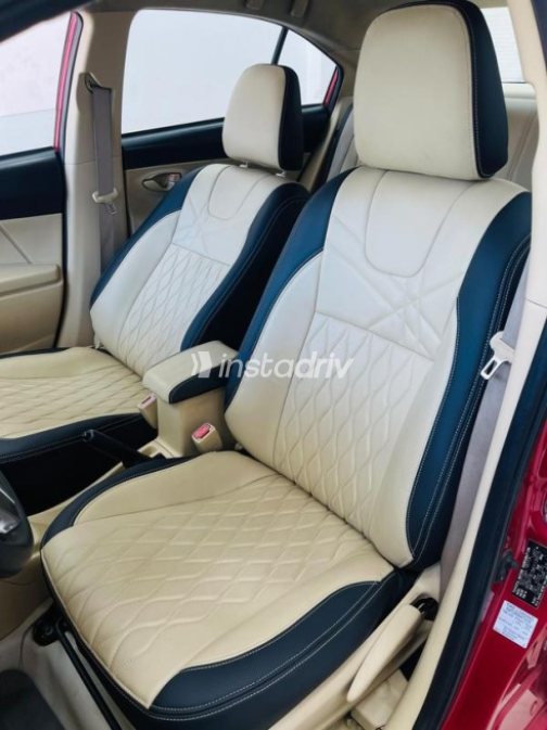 Toyota Yaris 2015 Red Automatic Used for Sale in Greater Cairo ( Cairo + Giza) - 4
