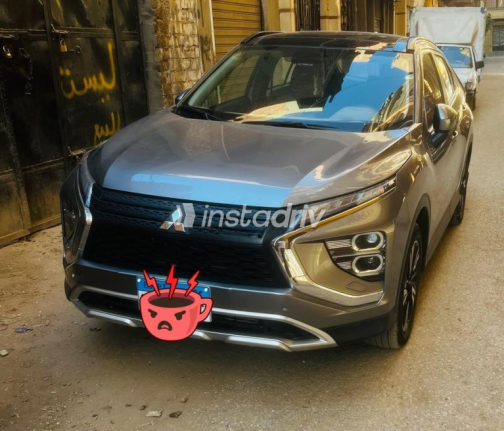 Mitsubishi Eclipse Cross 2025 White Automatic Used for Sale in Greater Cairo ( Cairo + Giza) - 2