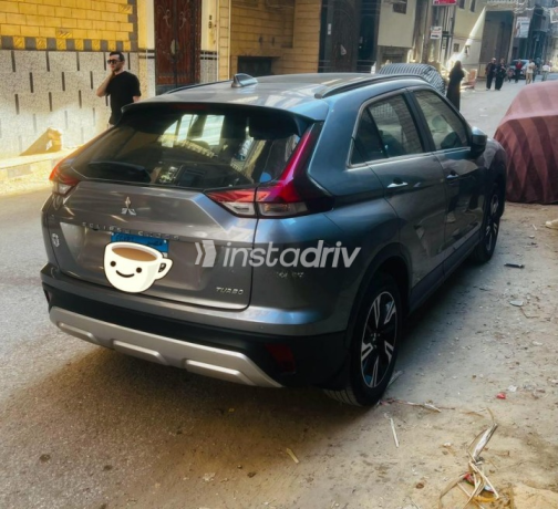 Mitsubishi Eclipse Cross 2025 White Automatic Used for Sale in Greater Cairo ( Cairo + Giza) - 3