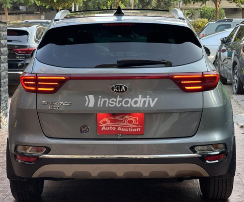 Kia Sportage 2020 Gray Automatic Used for Sale in Cairo - 4