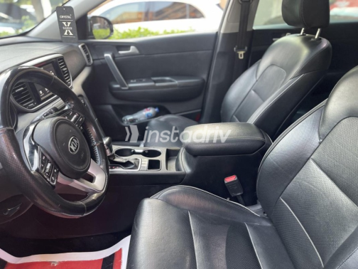 Kia Sportage 2020 Gray Automatic Used for Sale in Cairo - 6