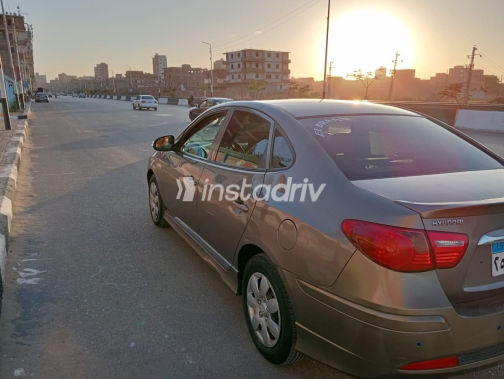 هيونداي إلنترا اتش دى 2019 بني أوتوماتيك مستعملة للبيع في القاهرة الكبرى ( القاهرة - الجيزة) - 7