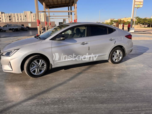 Hyundai Elantra 2026 Silver Automatic Used for Sale in Alexandria - 4