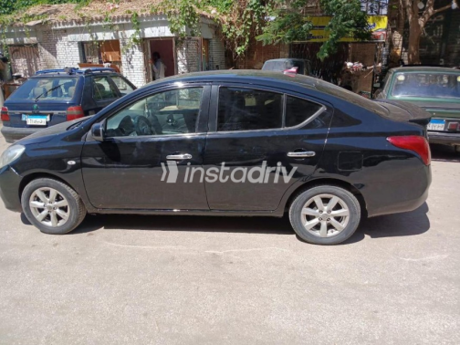 Nissan Sunny 2014 Black Automatic Used for Sale in Cairo - 1