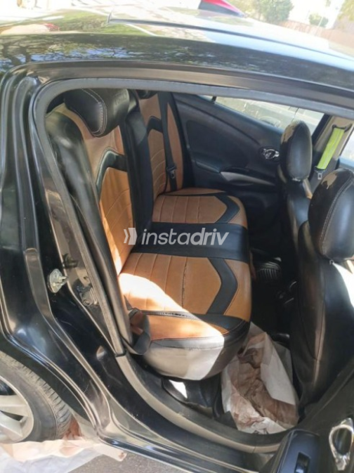 Nissan Sunny 2014 Black Automatic Used for Sale in Cairo - 5