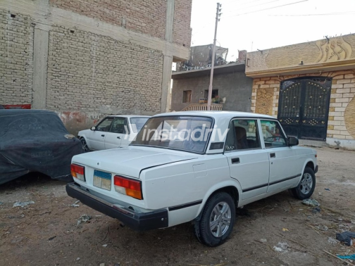 لادا 2107 2006 أبيض يدوي مستعملة للبيع في البحيرة - 3