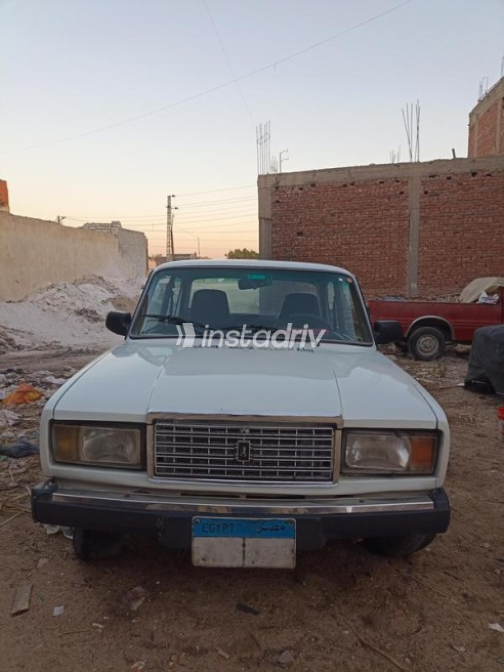 لادا 2107 2006 أبيض يدوي مستعملة للبيع في البحيرة - 6