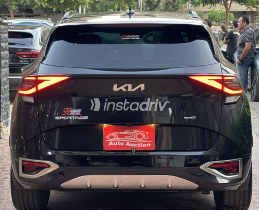 Kia Sportage 2024 Black Automatic Used for Sale in Cairo - 4