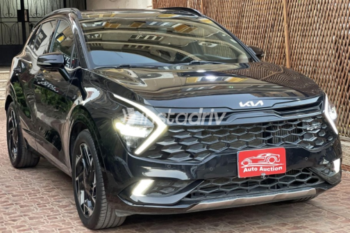 Kia Sportage 2024 Black Automatic Used for Sale in Cairo - 5