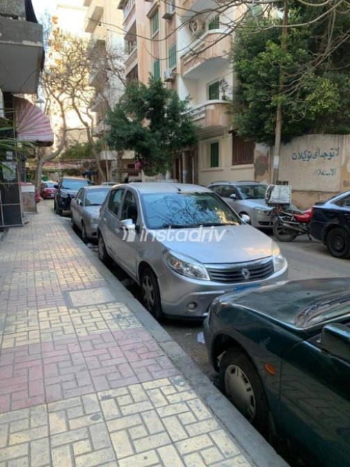 رينو سانديرو 2014 فضي أوتوماتيك مستعملة للبيع في الإسكندرية - 4