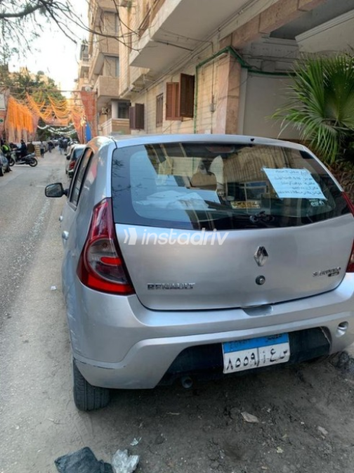 رينو سانديرو 2014 فضي أوتوماتيك مستعملة للبيع في الإسكندرية - 6