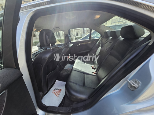 Mercedes C 180 2013 White Automatic Used for Sale in Cairo - 6