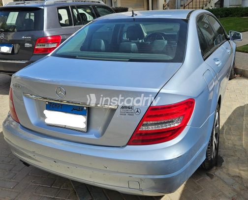 Mercedes C 180 2013 White Automatic Used for Sale in Cairo - 7
