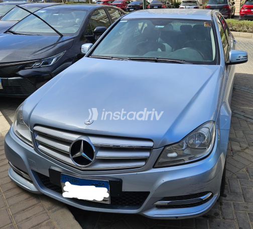 Mercedes C 180 2013 White Automatic Used for Sale in Cairo - 8