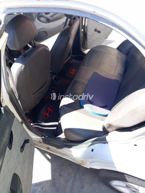 Hyundai Accent 2006 White Manual Used for Sale in Marsa Matrouh - 6