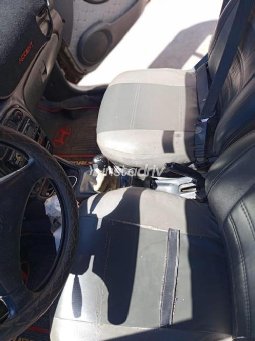 Hyundai Accent 2006 White Manual Used for Sale in Marsa Matrouh - 8