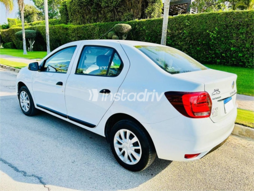 Renault Logan 2018 White Automatic Used for Sale in Greater Cairo ( Cairo + Giza) - 6