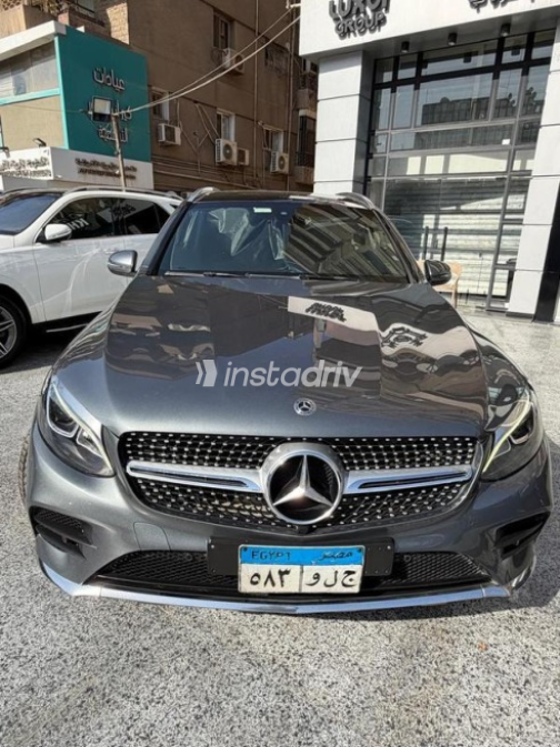 مرسيدس GLC 250 2019 رمادي أوتوماتيك مستعملة للبيع في مدينة نصر - 1