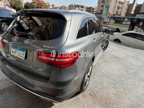مرسيدس GLC 250 2019 رمادي أوتوماتيك مستعملة للبيع في مدينة نصر - 5
