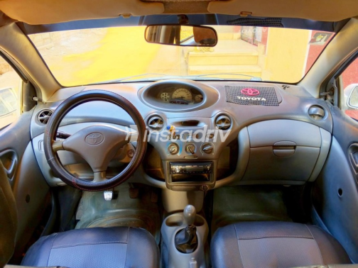 Toyota Echo 2002 Silver Manual Used for Sale in El Salam City - 5