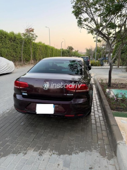 Volkswagen Passat 2017 White Automatic Used for Sale in Greater Cairo ( Cairo + Giza) - 1