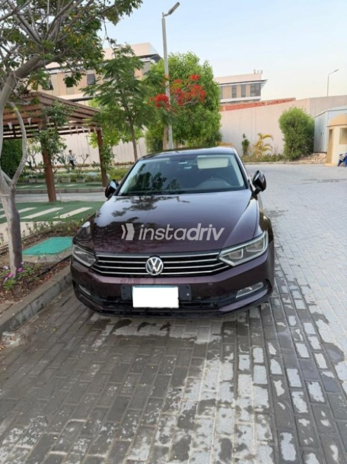 Volkswagen Passat 2017 White Automatic Used for Sale in Greater Cairo ( Cairo + Giza) - 2