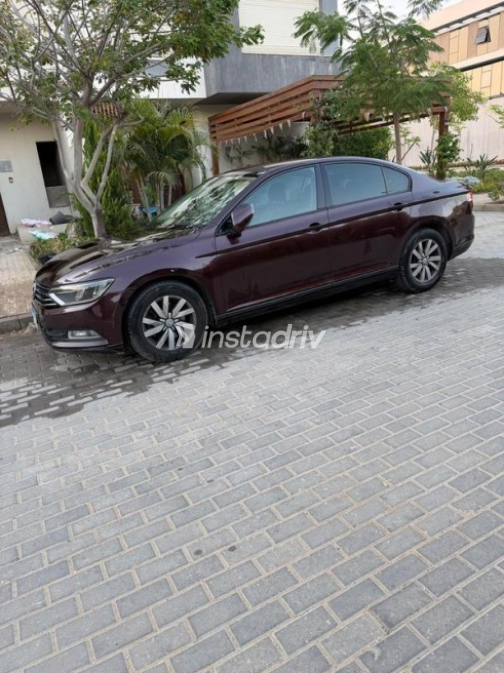Volkswagen Passat 2017 White Automatic Used for Sale in Greater Cairo ( Cairo + Giza) - 3