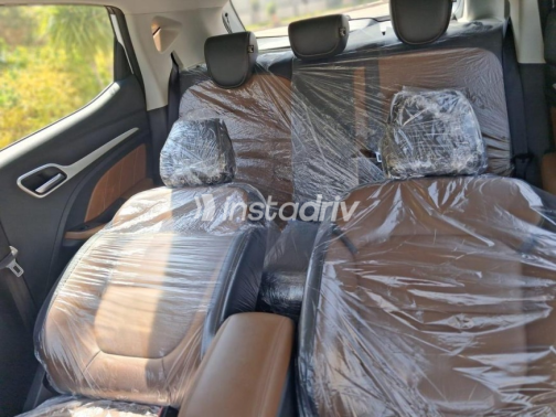 MG ZS EV 2025 White Automatic Used for Sale in Sheikh Zayed City - 2