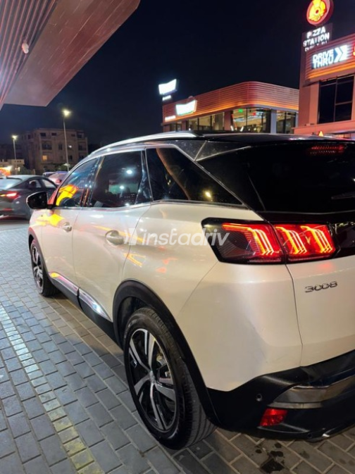 Peugeot 3008 2021 White Automatic Used for Sale in Heliopolis - 9
