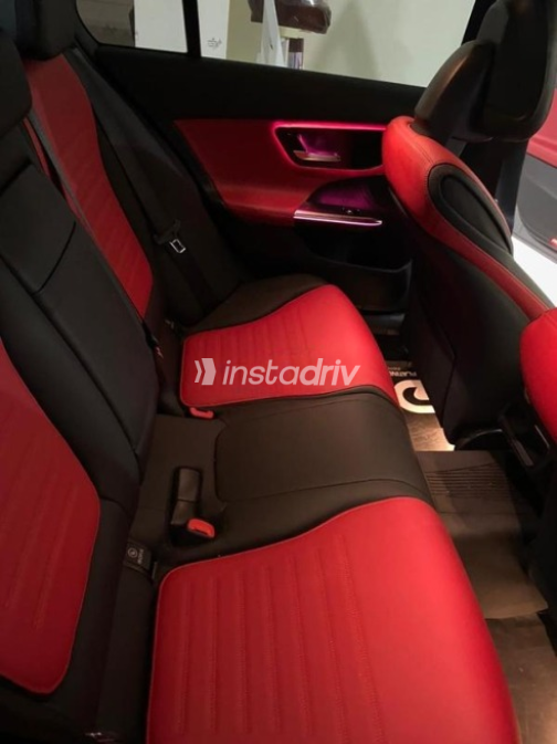 Mercedes C 200 2023 Black Automatic Used for Sale in Sheikh Zayed City - 3