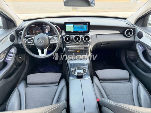 Mercedes C 200 2019 White Automatic Used for Sale in Sheikh Zayed City - 8
