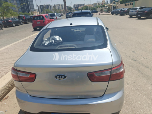 Kia Rio 2015 Silver Automatic Used for Sale in Giza - 2