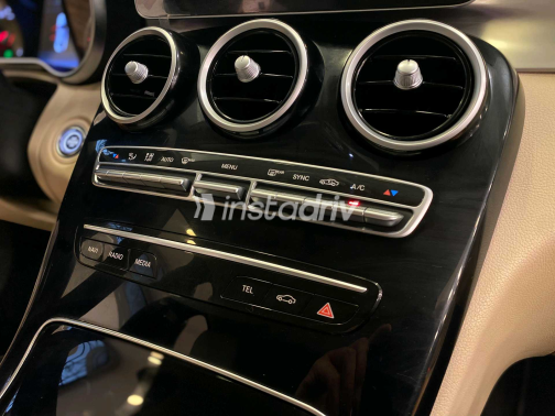 Mercedes C 180 2020 White Automatic Used for Sale in Heliopolis - 6