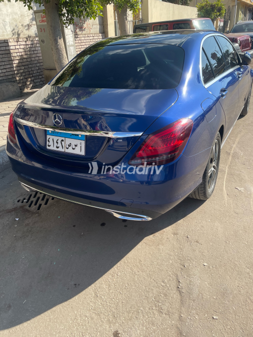 مرسيدس C 180 2020 أزرق أوتوماتيك مستعملة للبيع في المنصورة - 4