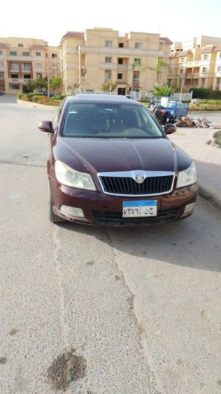 سكودا فانتازيا 2012 أحمر غامق أوتوماتيك مستعملة للبيع في القاهرة الكبرى ( القاهرة - الجيزة)