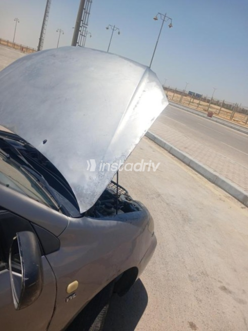 بى واى دى‬ F3 2015 رمادي أوتوماتيك مستعملة للبيع في القاهرة - 5