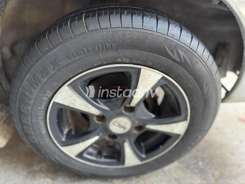 Kia Pride 2001 Silver Automatic Used for Sale in Heliopolis - 9