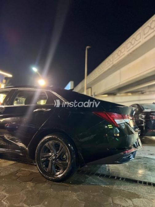 Hyundai Elantra 2021 Black Automatic Used for Sale in Nasr city - 5