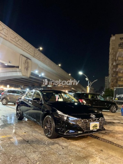 Hyundai Elantra 2021 Black Automatic Used for Sale in Nasr city - 8