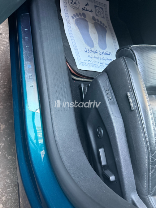 بيجو 408 2024 أخضر أوتوماتيك مستعملة للبيع في القاهرة - 6
