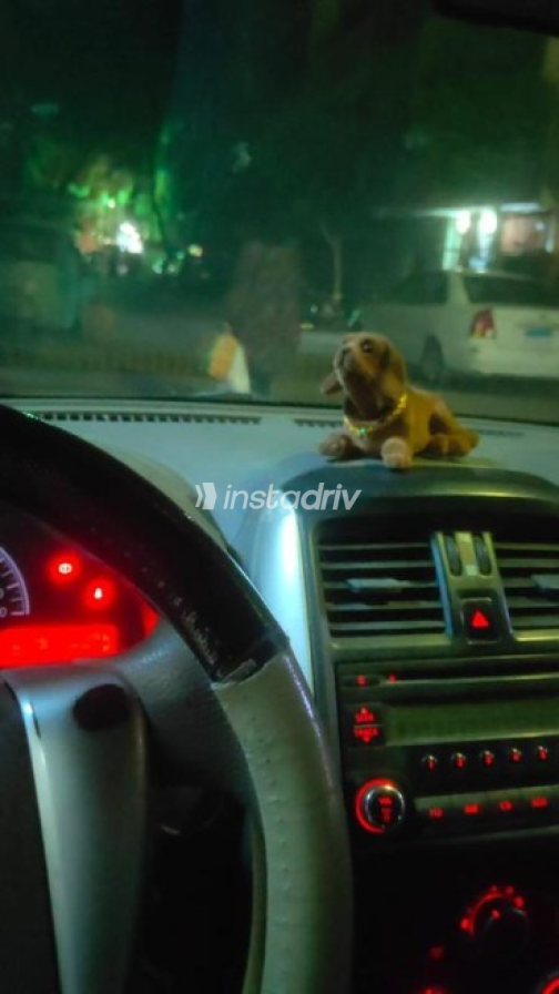 Nissan Sunny 2020 White Automatic Used for Sale in Greater Cairo ( Cairo + Giza) - 5