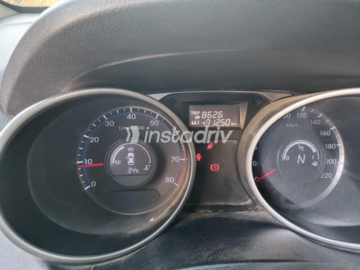 هيونداي IX 35 2015 أحمر أوتوماتيك مستعملة للبيع في أسوان - 4